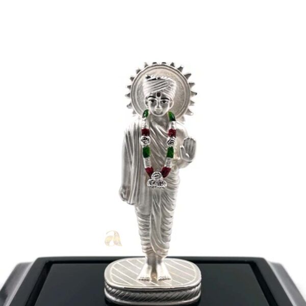 silver idol 40